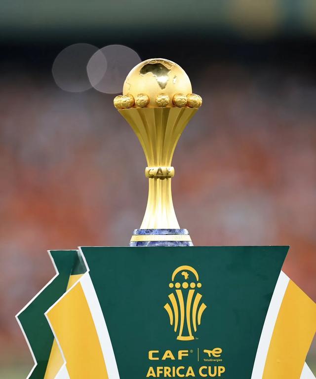 湖记：今日绝对是詹姆斯复出后最佳表现，他在进攻端状态拉满（湖人记者：今日詹姆斯复出后最佳一役，进攻火力全开）