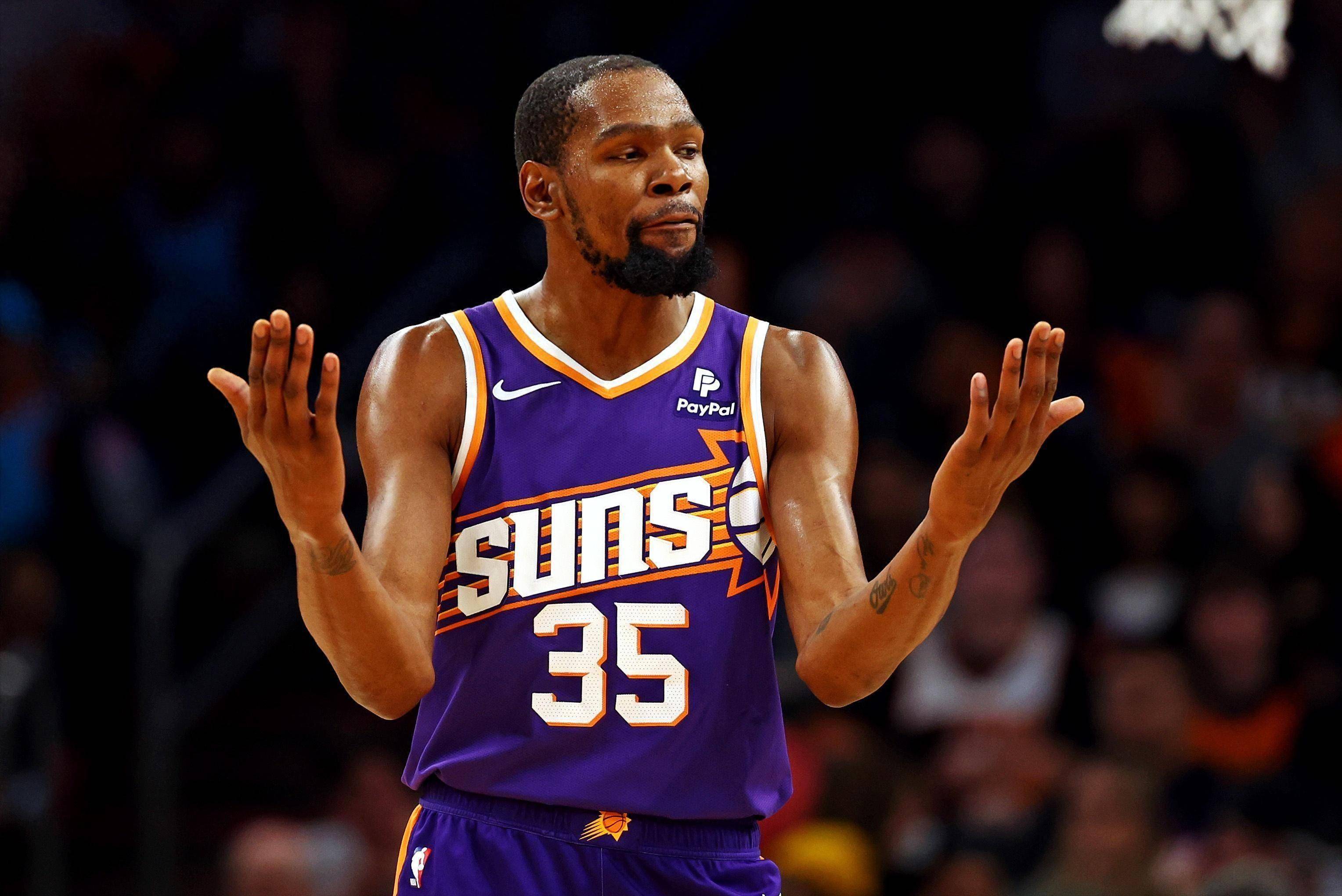 帮助她在竞 帮助她在竞